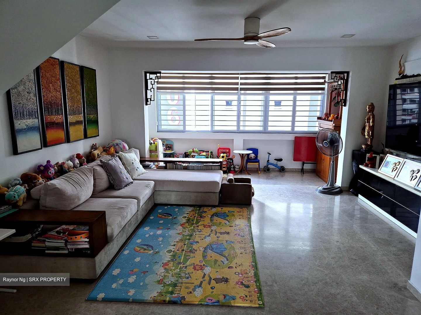 Blk 405 Hong Kah Court (Jurong West), HDB Executive #557679531